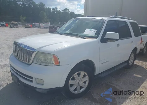 2005 Lincoln Navigator из США, поврежденный, VIN 5LMFU28565LJ17798